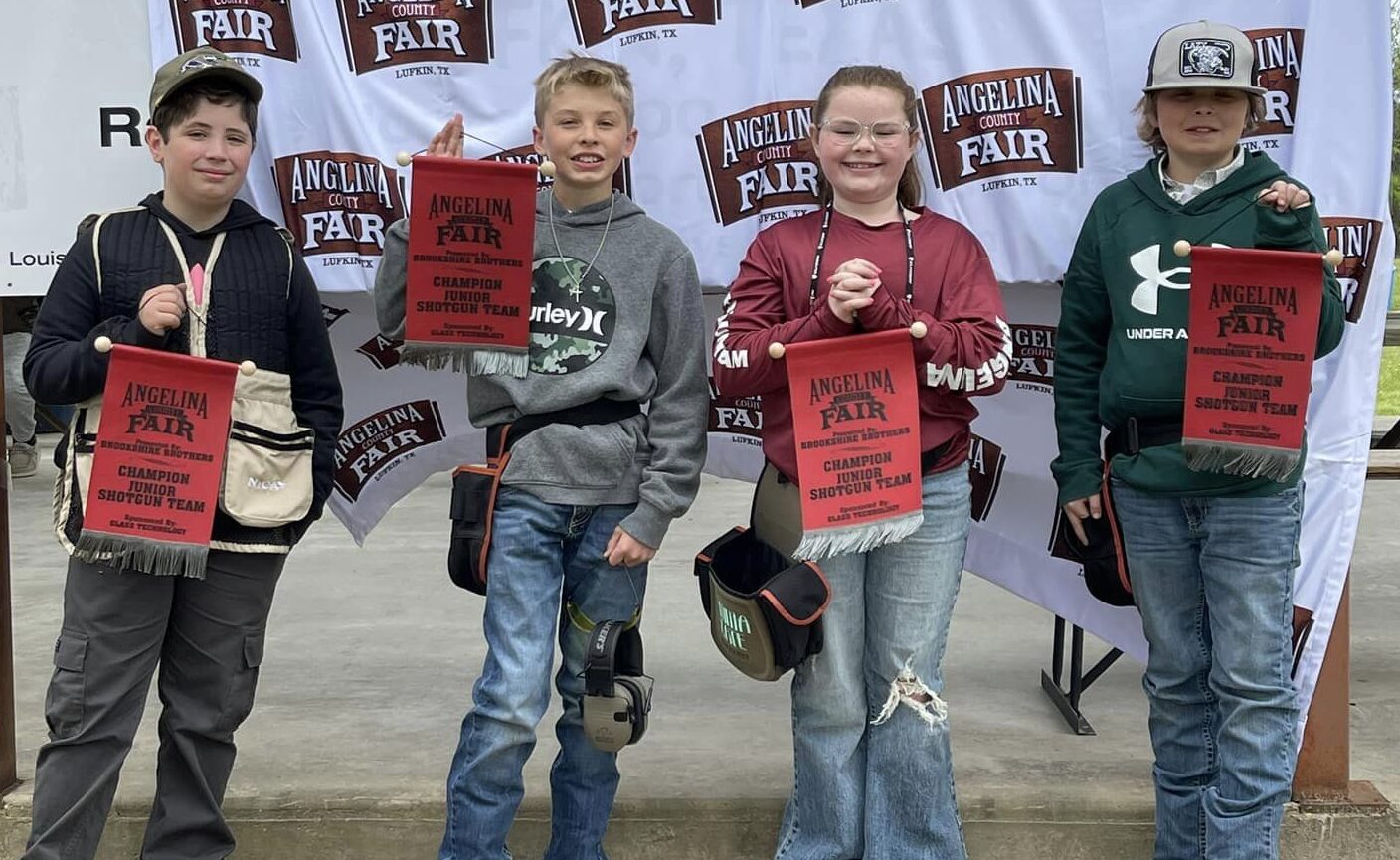 1st Place Team: Blue Ribbon 4-H
Emma Robinson, Cash Clifton, Cadyn Clifton
